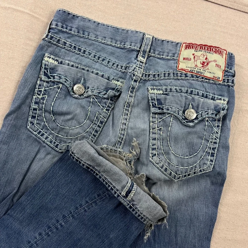 True Religion Joey Super T Jeans Mens 36 Blue Distressed Flare Twisted Seam Low